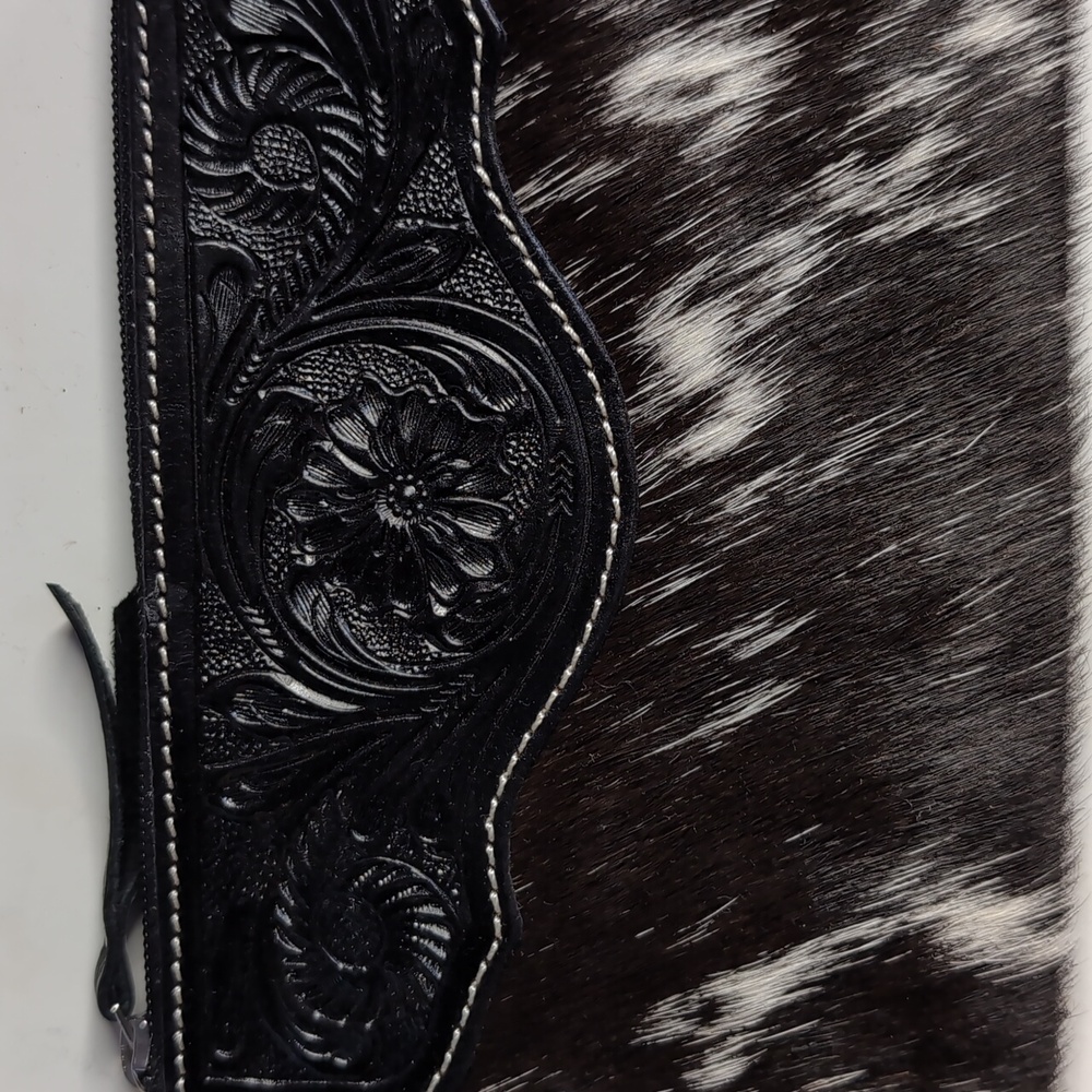 Tooled Leather Cowhide Clutch Purse-NWT - Picture 2 of 8